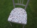 Chaise fantaisie prune - 80 € - Sièges
