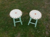 Tabourets vert tuile - 55 € pièce - Sièges