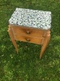 Table de nuit art déco - 160 € - Guéridons