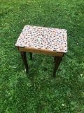 Boîte à musique - 95 € - Guéridons
